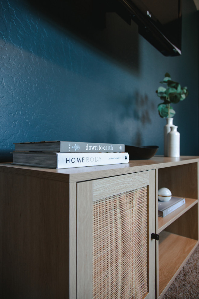 Example of a 1960s home office design in Phoenix