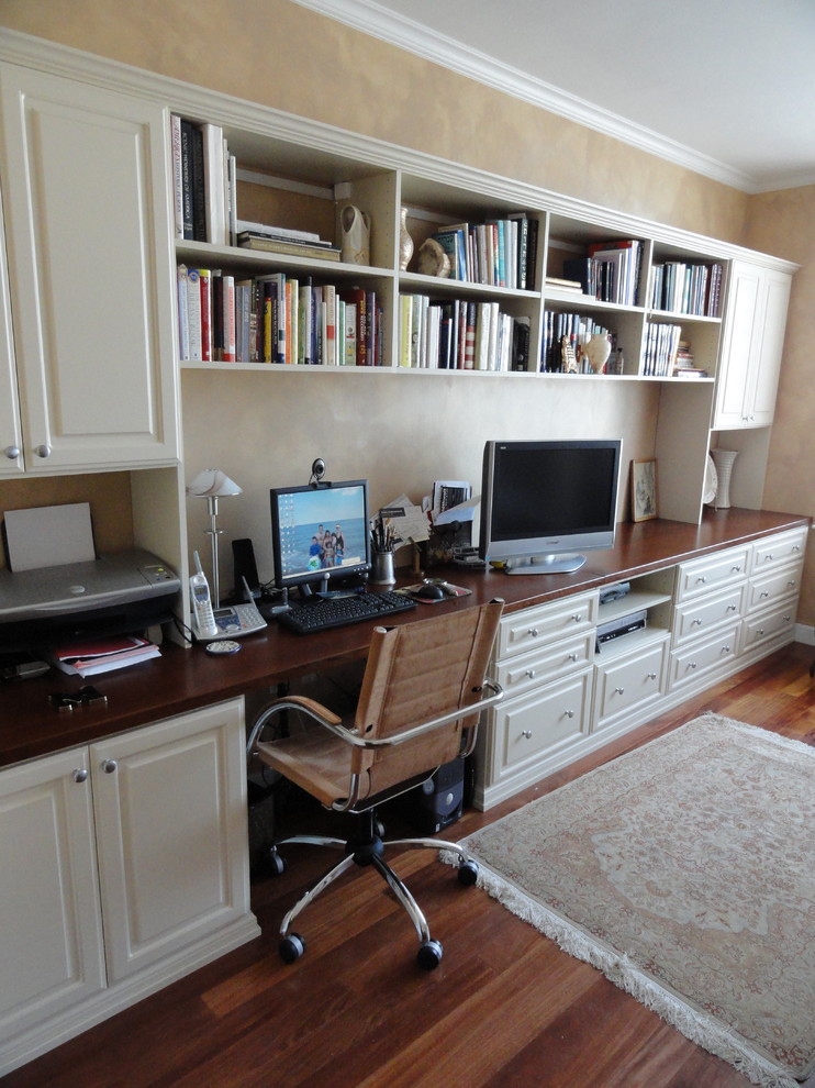 Photo of a traditional home office in New York.