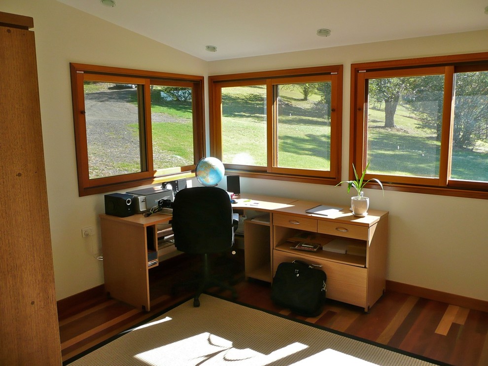 Home office/study Farmhouse Home Office Newcastle Maitland by