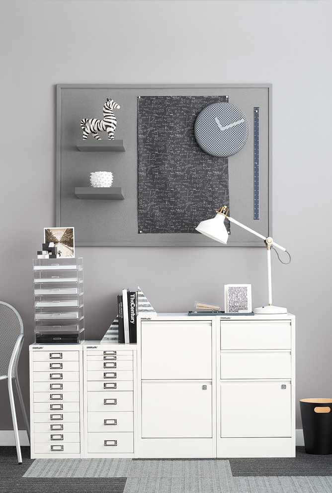 Imagen de despacho contemporáneo pequeño con paredes grises y moqueta