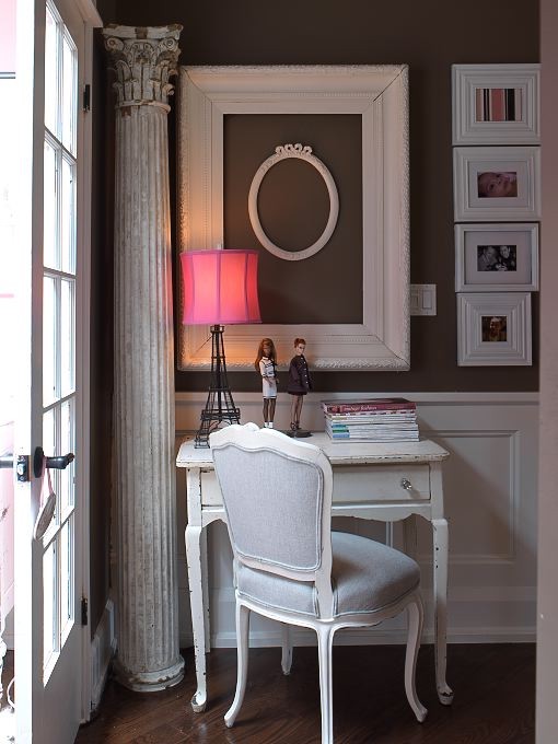 Inspiration for an eclectic home office in Toronto.
