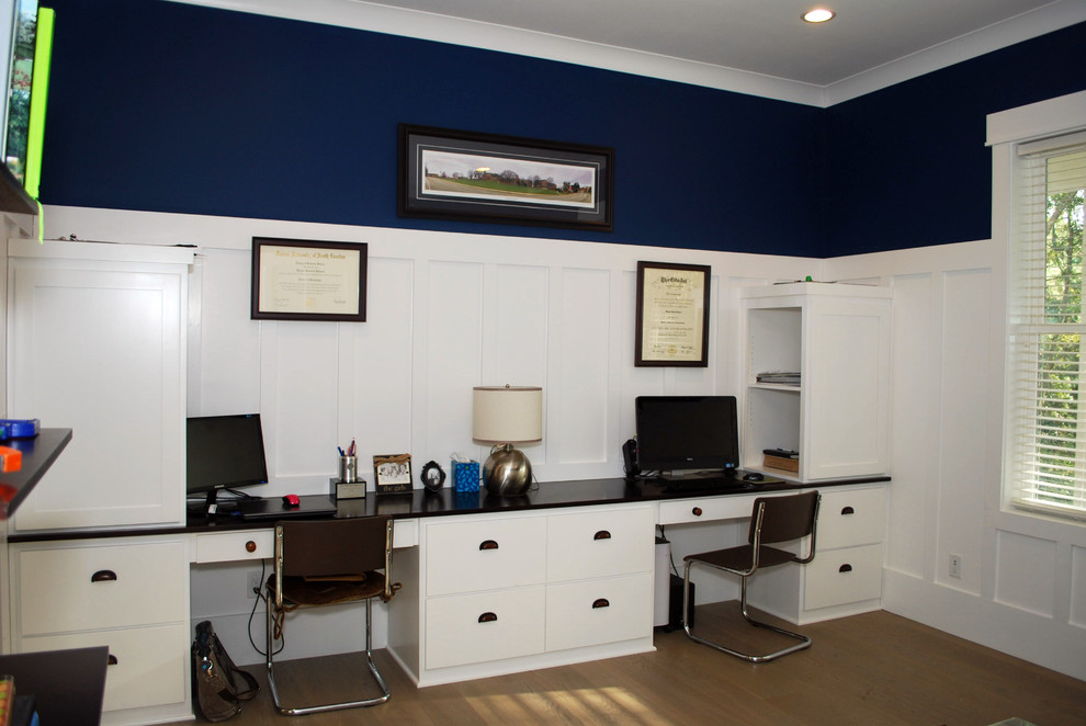 Photo of a contemporary home office in Charleston.