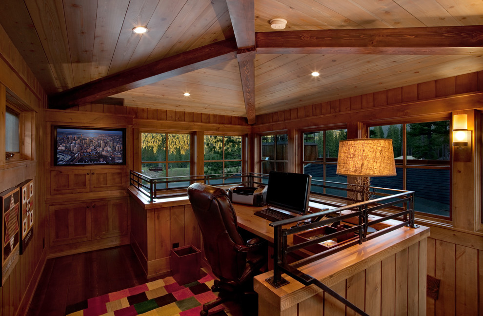 Example of a mountain style home office design in Sacramento