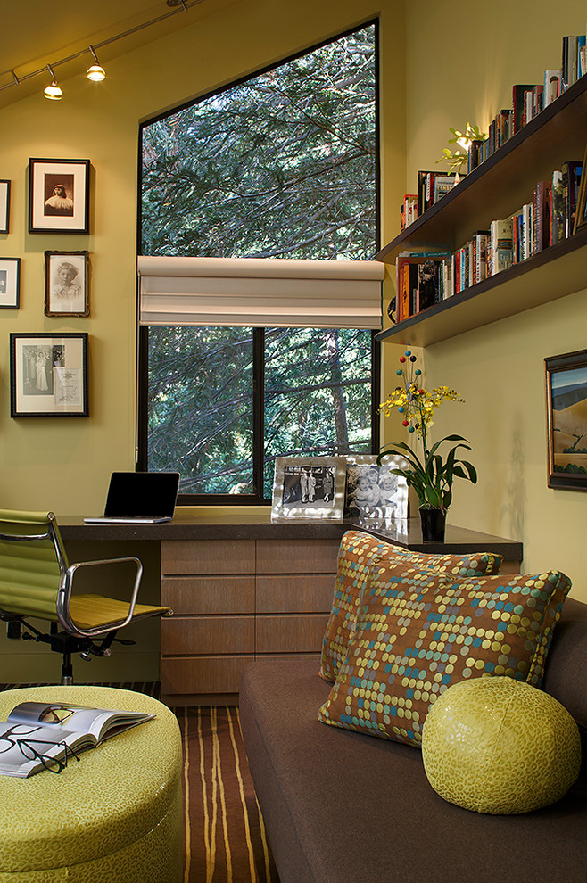 Example of a built-in desk home office design in San Francisco