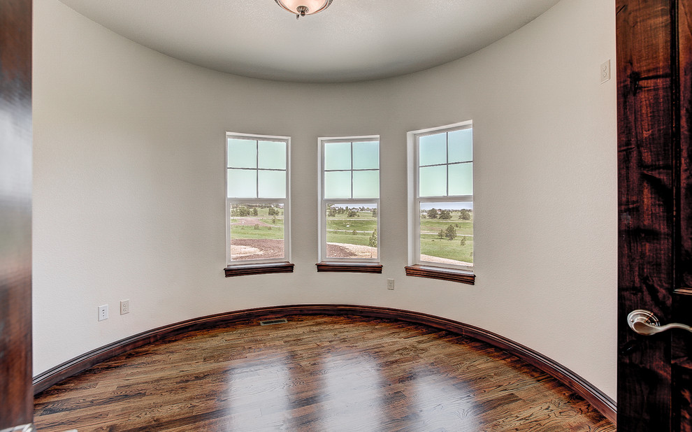 Transitional home office photo in Denver