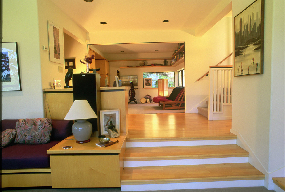 Example of a zen home office design in San Francisco