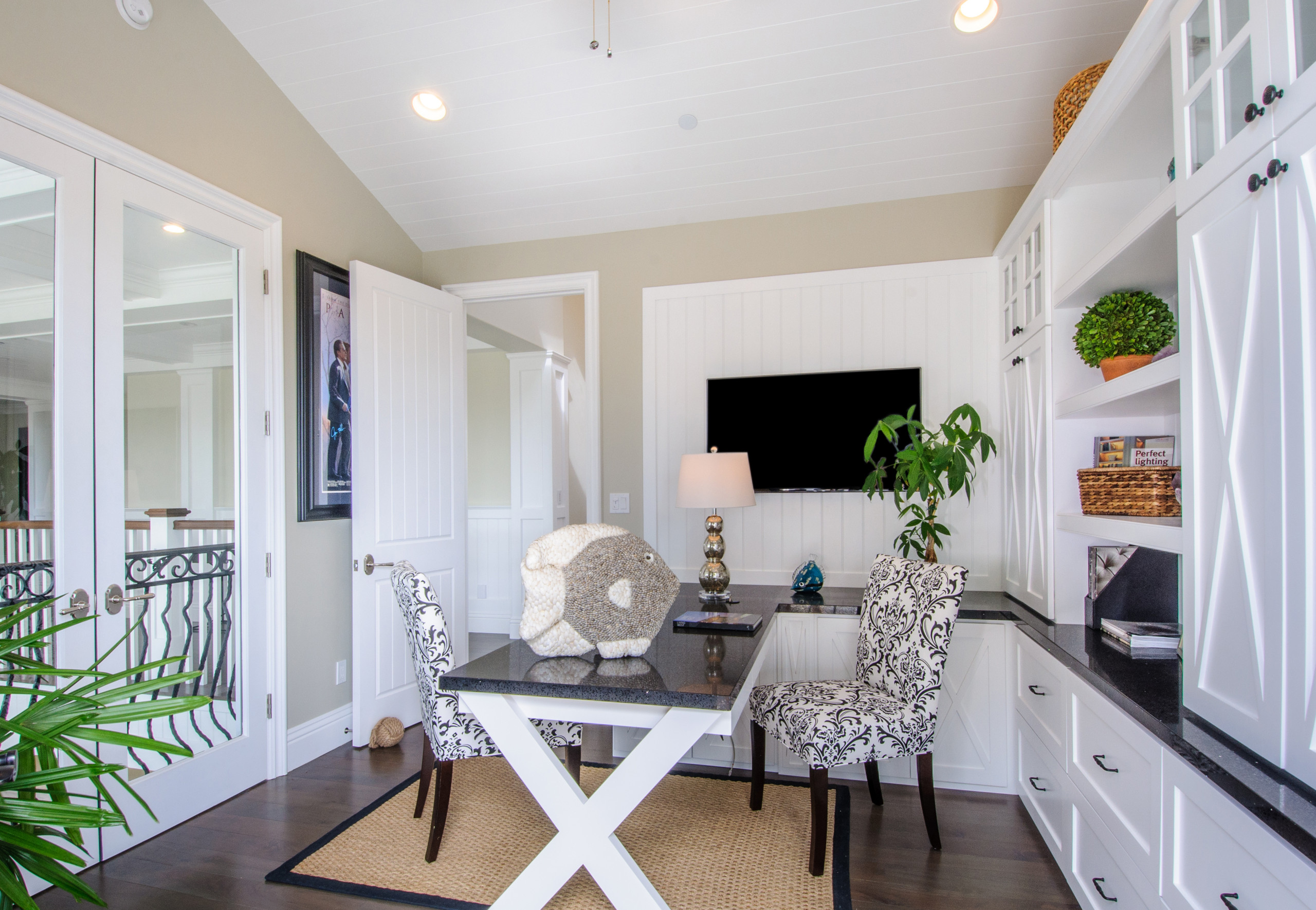 Manhattan Beach Cape Cod Home - Beach Style - Home Office - Los Angeles -  by Home Beach Development | Houzz