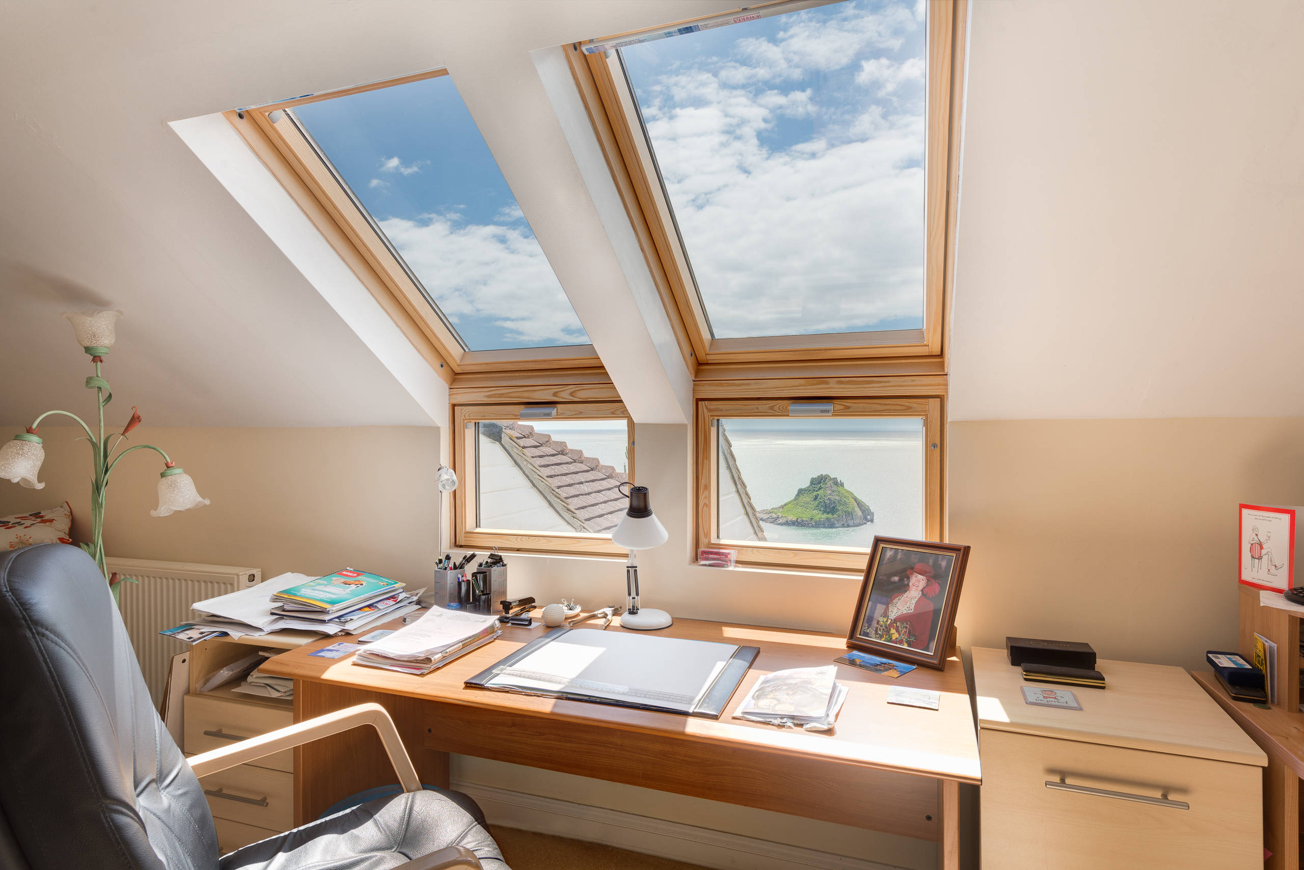 Eaves Storage Solutions - Excellent Use of Loft Space - Sunlux Roof Windows  - blog