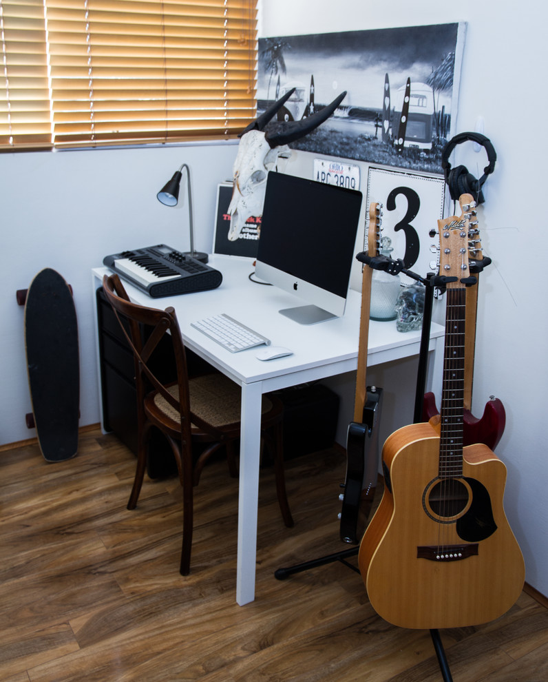 This is an example of a nautical home office in Sydney.