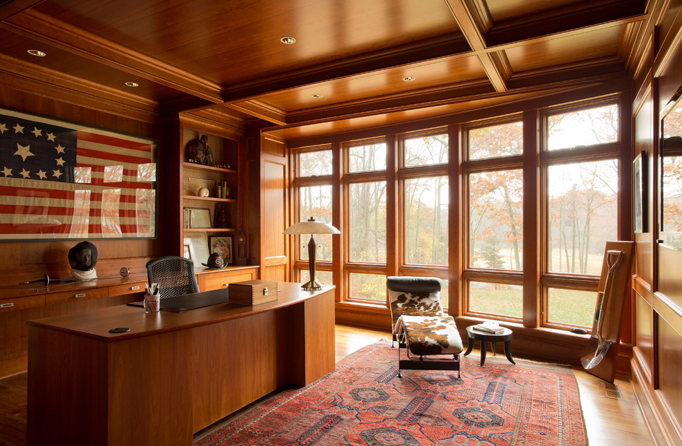 Home office - traditional home office idea in Bridgeport