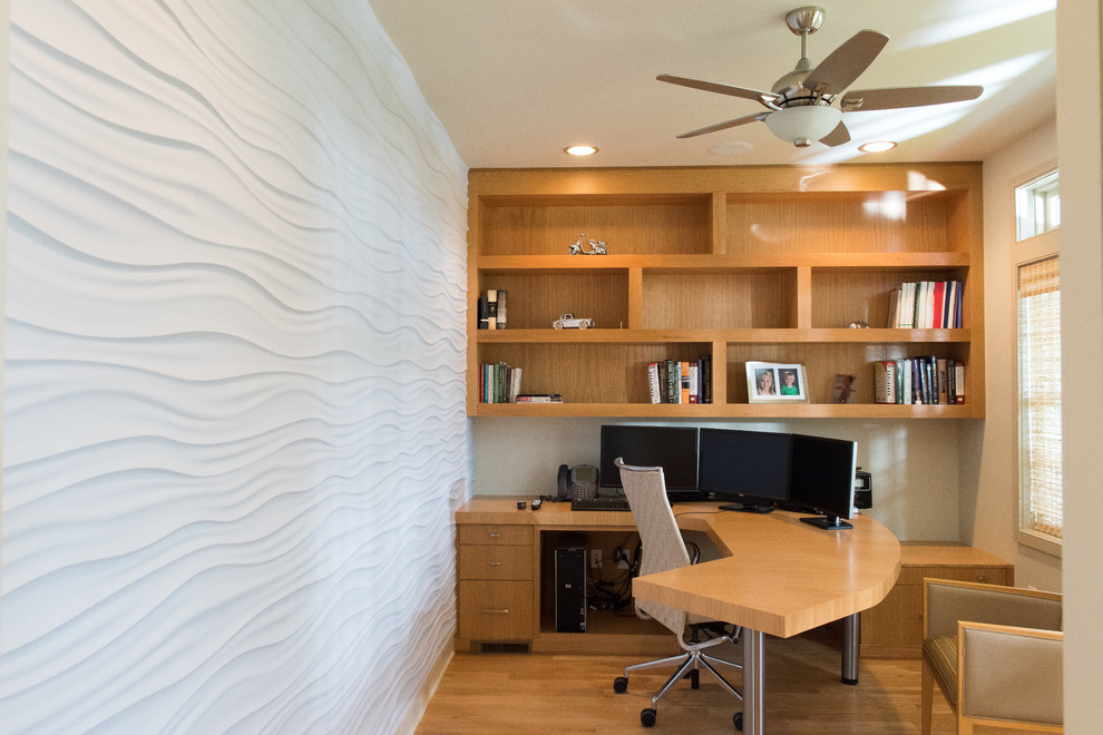 8 Pieces To Consider When Decorating Your Home Office