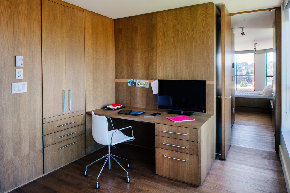 Design ideas for a contemporary home office in Vancouver.