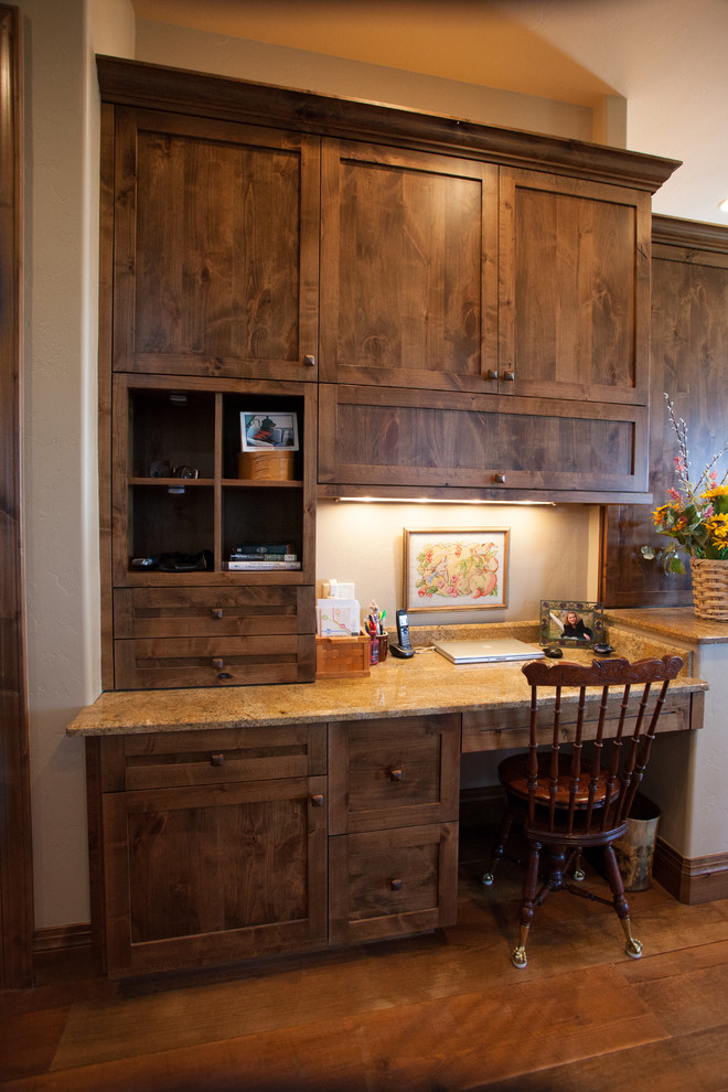 This is an example of a rustic home office in Denver.