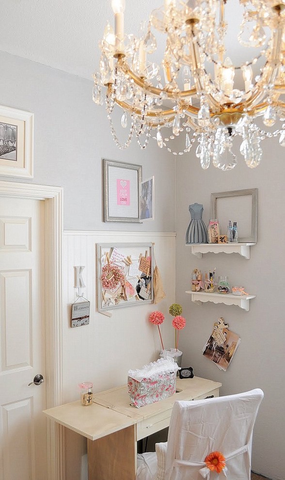 Inspiration for a shabby-chic style craft room remodel in San Diego
