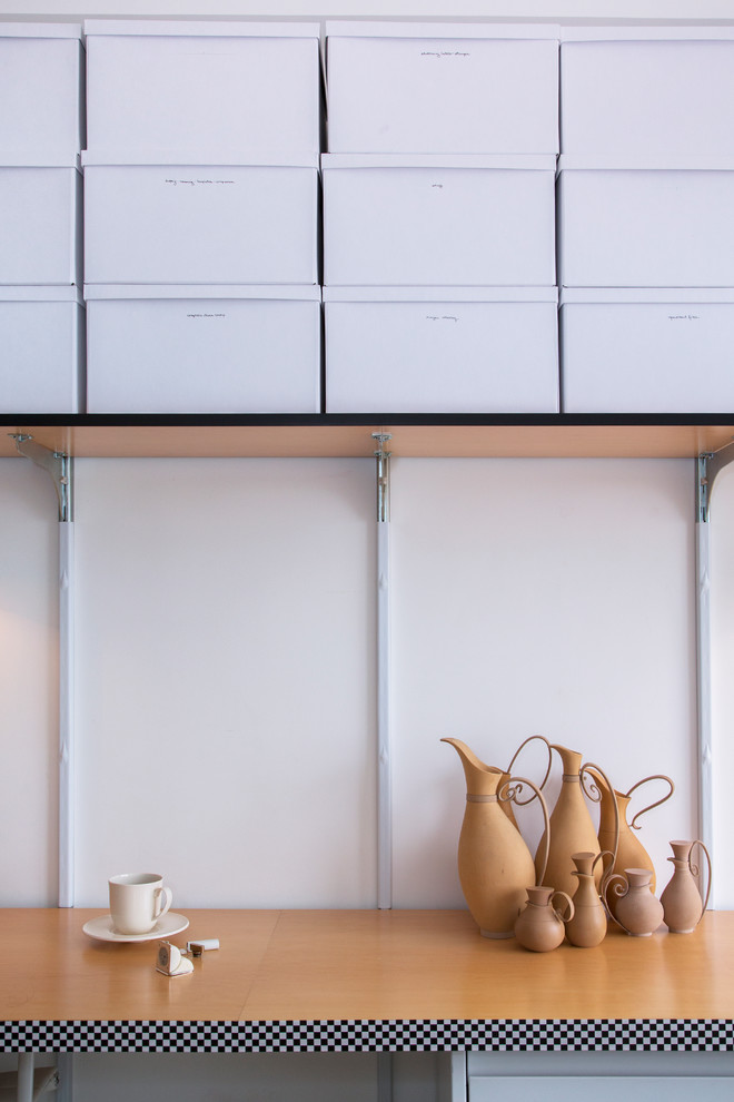 Inspiration for a contemporary home office remodel in New York