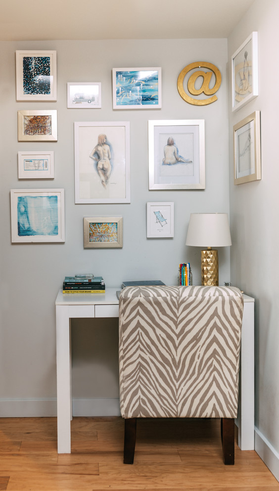 Example of an eclectic home office design in DC Metro
