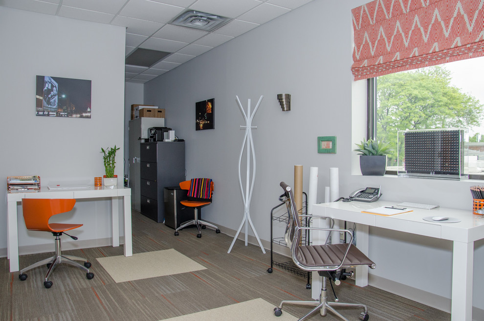 Home office - mid-century modern home office idea in Bridgeport