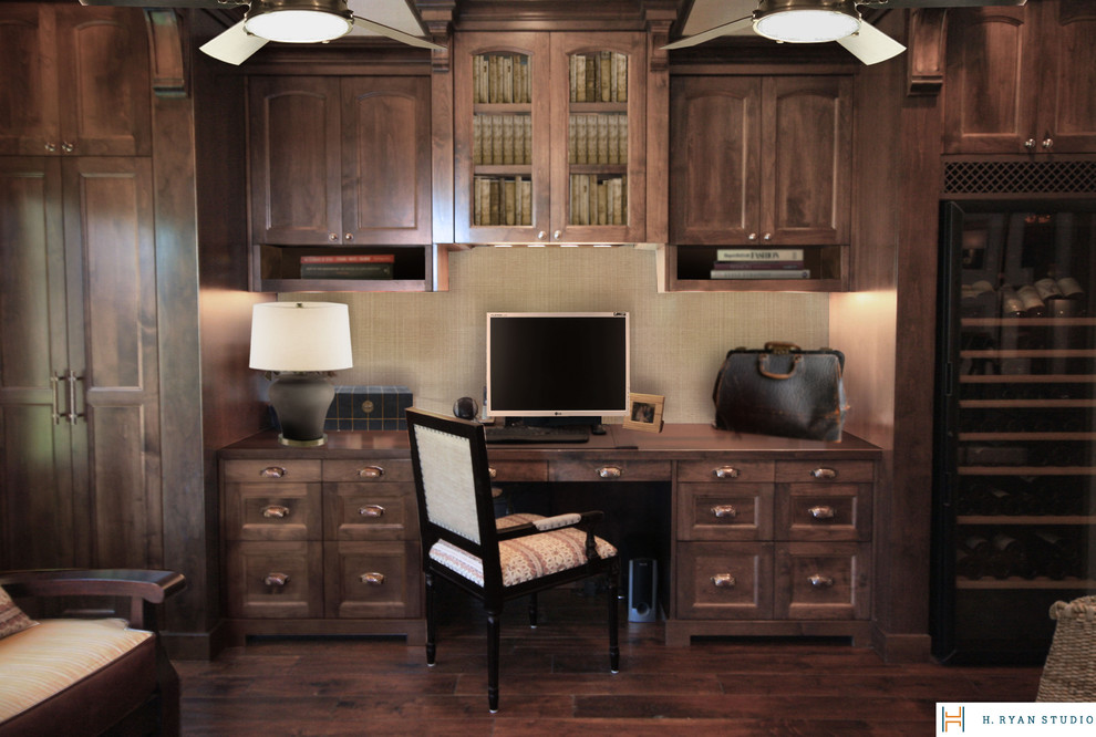 Пример оригинального дизайна: кабинет в стиле модернизм