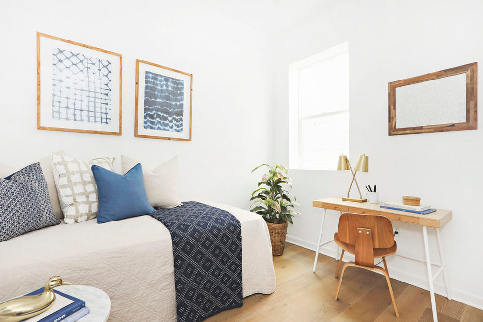 Office with Daybed and Desk in Mid Century Style - Midcentury - Home ...