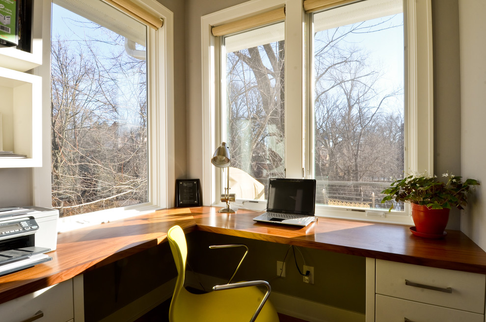 Inspiration for a modern home office remodel in Minneapolis