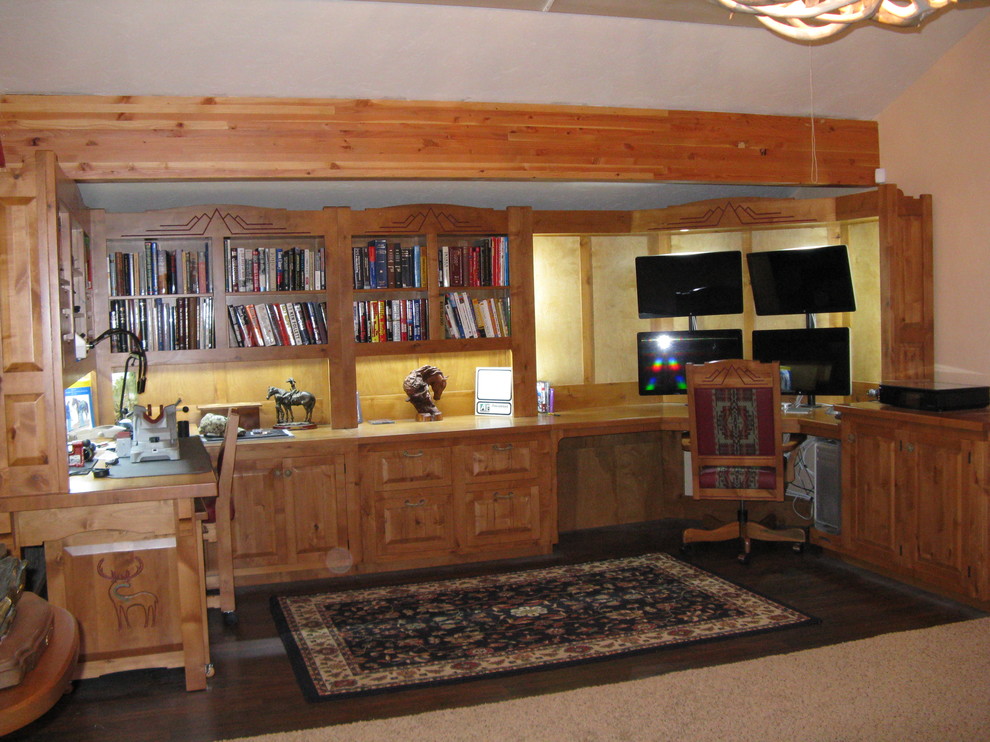 Inspiration for a rustic home office remodel in Albuquerque