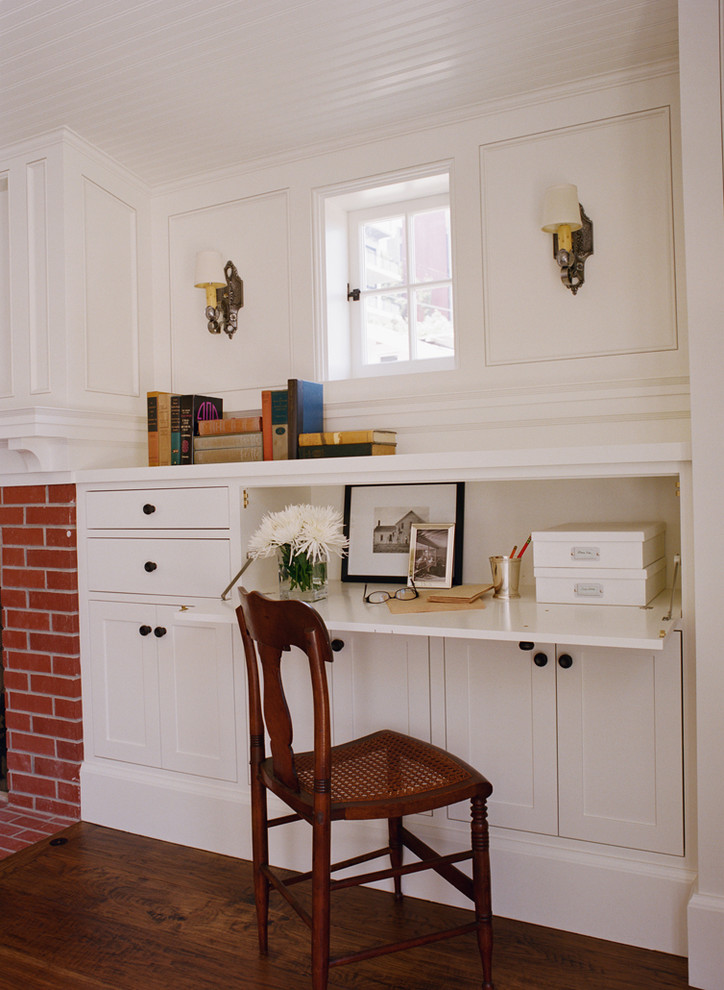 Example of an arts and crafts home office design in Los Angeles