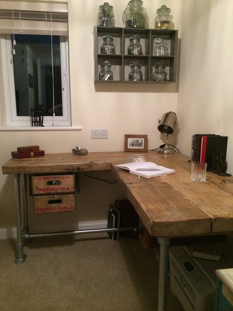 Example of an urban home office design in Cheshire