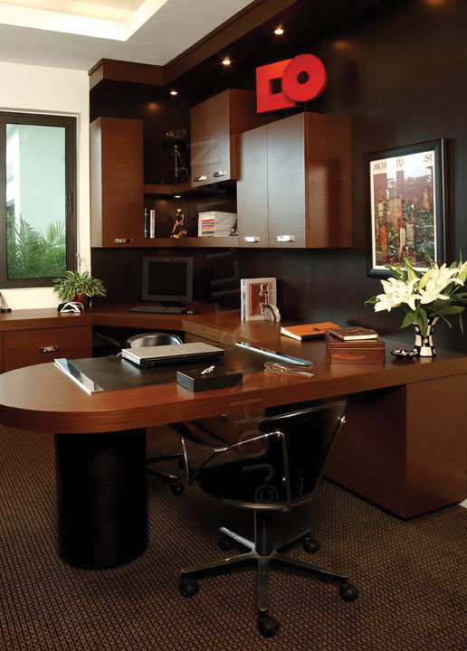 Photo of a modern home office in St Louis.