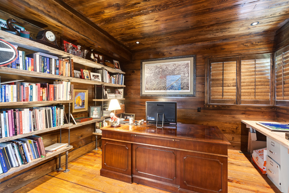 Country home office in Atlanta.