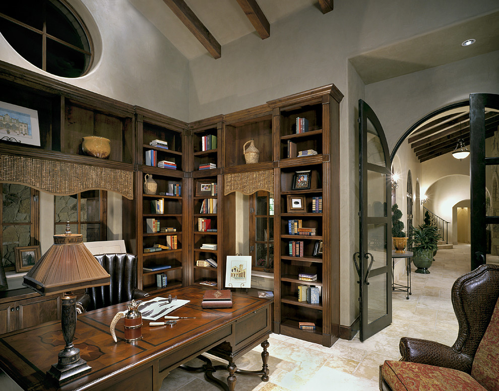 Classic home office in Austin with grey walls and a freestanding desk.