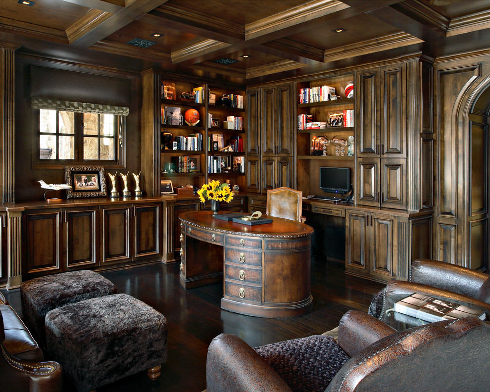 Home office - traditional home office idea in Phoenix