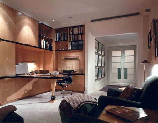 Elegant home office photo in New York