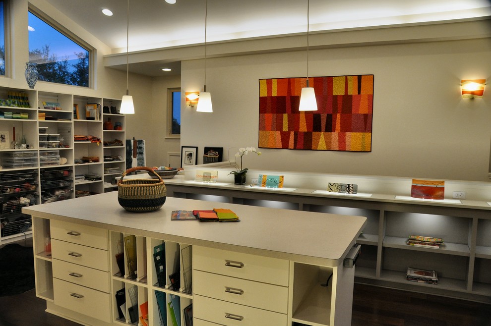 Design ideas for a contemporary home office in Austin.