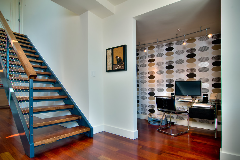 Example of a minimalist home office design in DC Metro