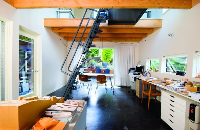 Contemporary home office in Seattle.