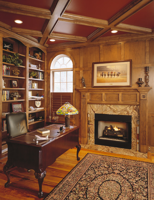 This is an example of a classic home office in Charleston.