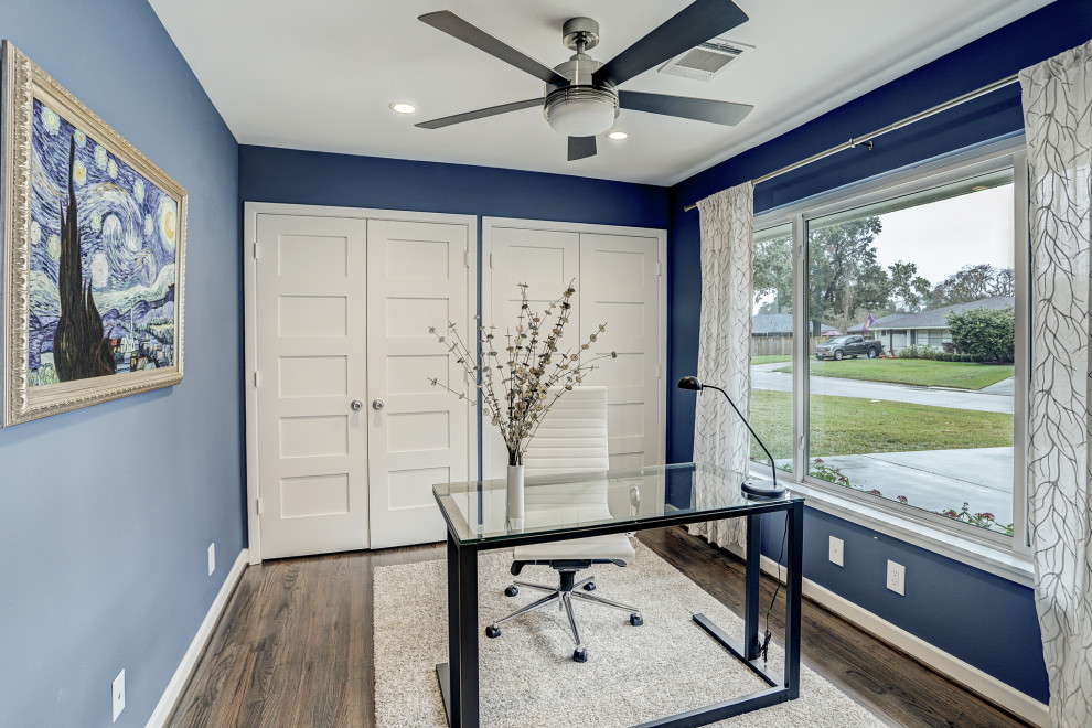 Study with large window to front of house and double closets. Built in ...