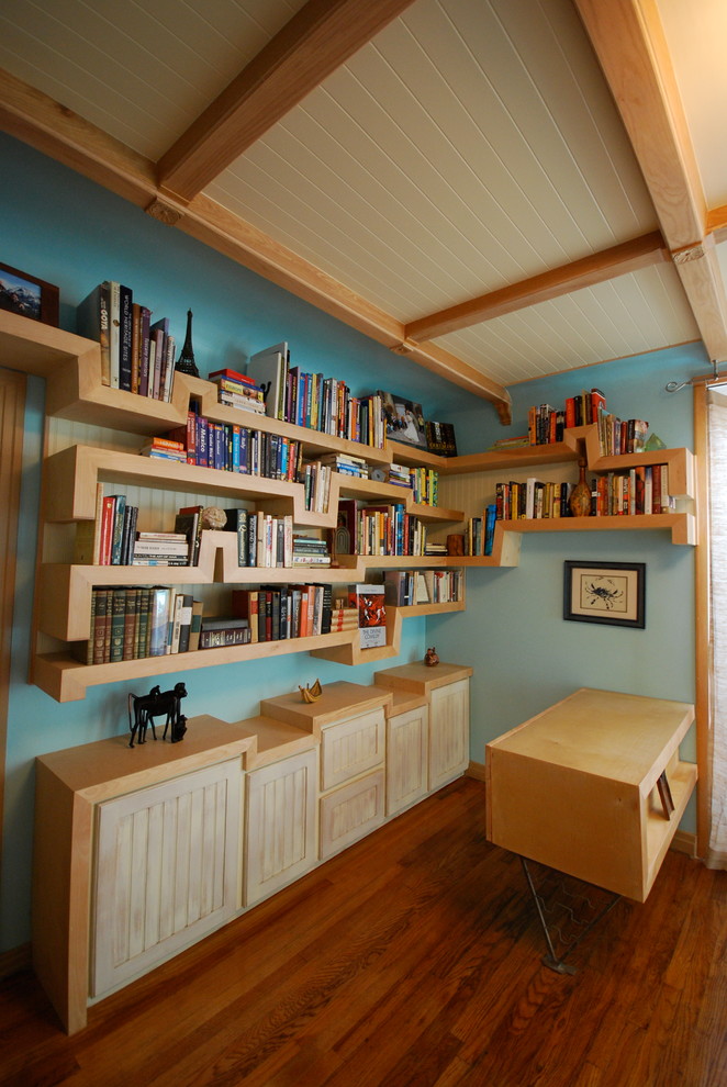 Example of an eclectic home office design in Los Angeles