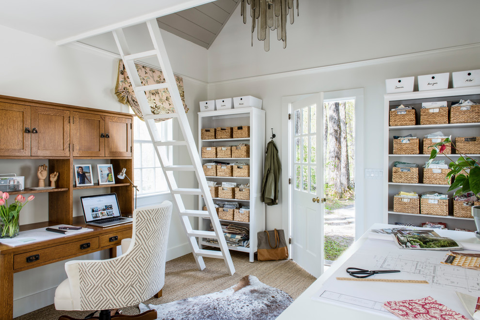 Home office - small transitional home office idea in Boston