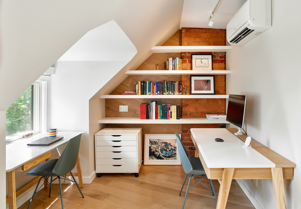 Inspiration for a contemporary home office remodel in Toronto