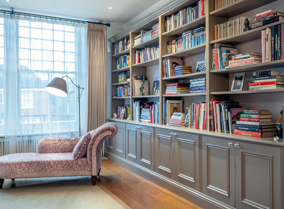 Inspiration pour un salon traditionnel.