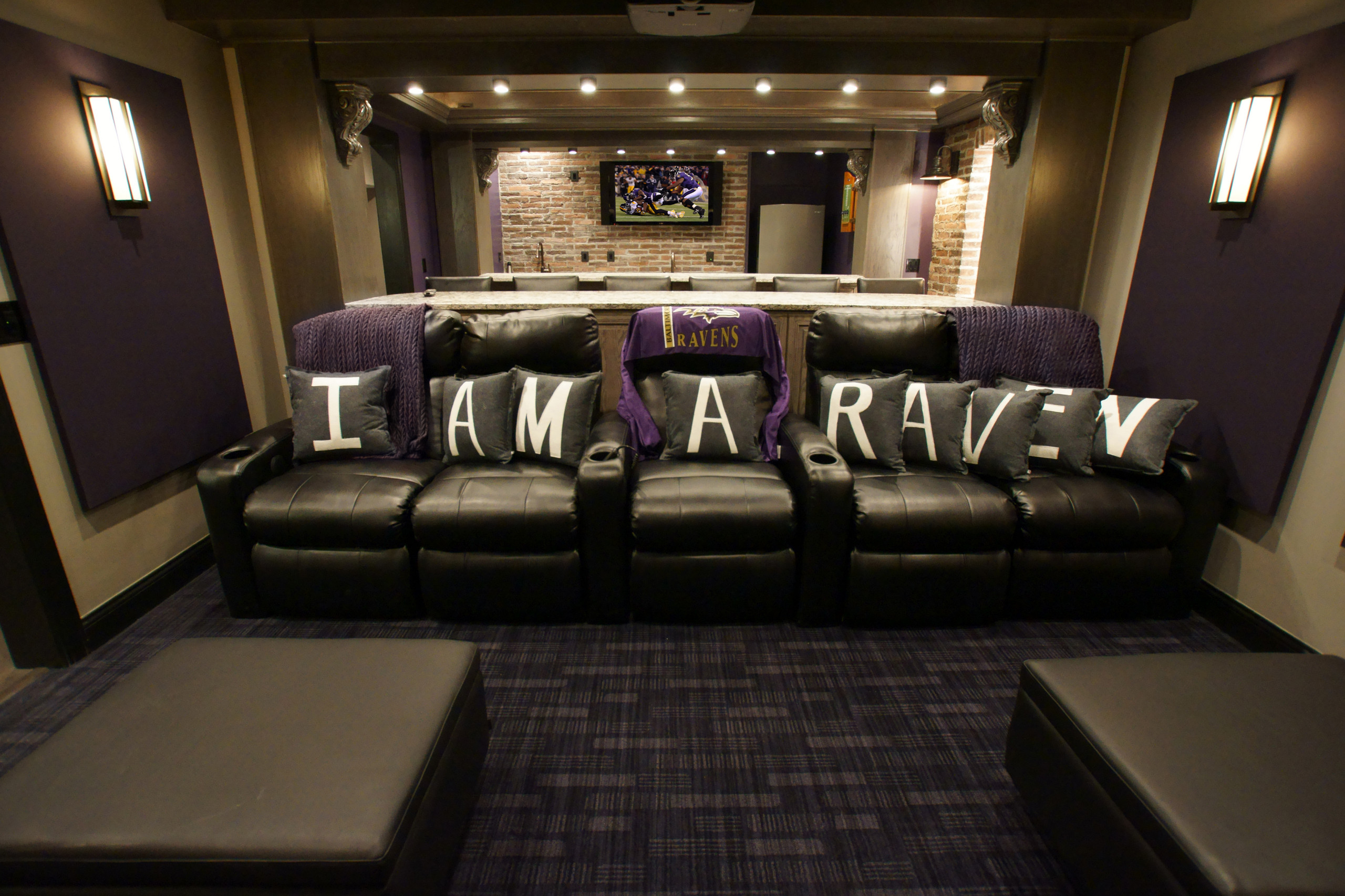 75 Beautiful Home Theater With A Wall Mounted Tv Pictures Ideas November 2021 Houzz - Home Theater Wall Decor Ideas