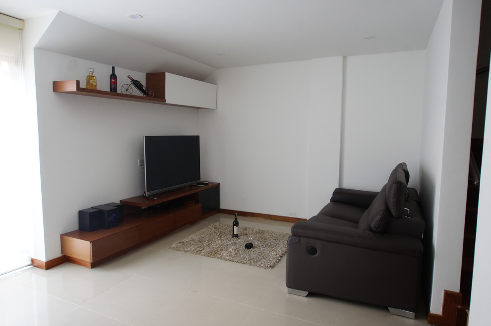 Example of a minimalist home theater design in Other