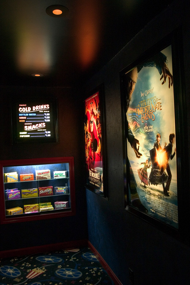 This is an example of a contemporary home cinema in Grand Rapids.