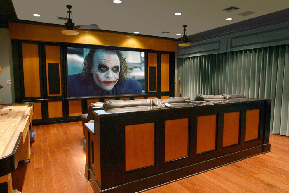 Photo of a traditional home cinema in Orlando.