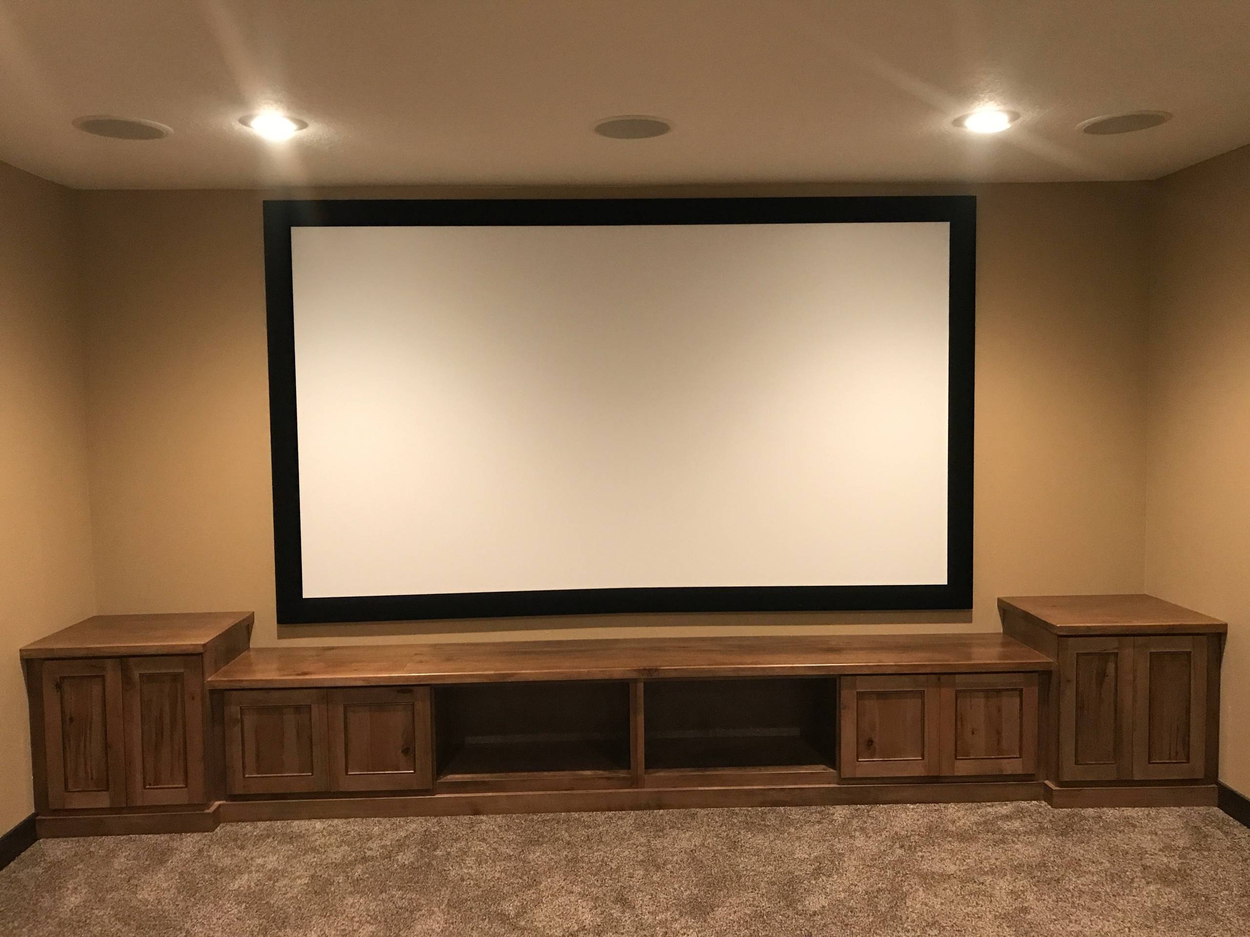 75 Rustic Living Space with a Projector Screen Ideas You'll Love -  February, 2023 | Houzz