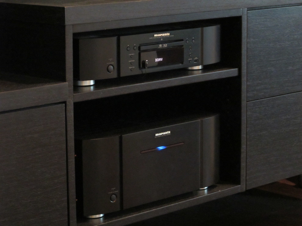 Example of a trendy home theater design in Chicago