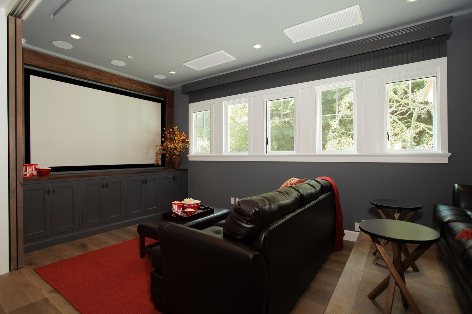 75 Most Popular 75 Beautiful Country Home Theatre with Blue Walls Ideas