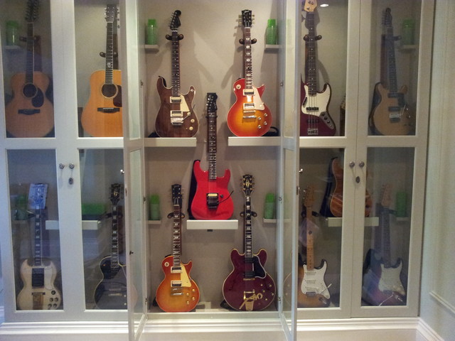 Guitar Storage Traditional Home, Guitar Storage Cabinet Uk