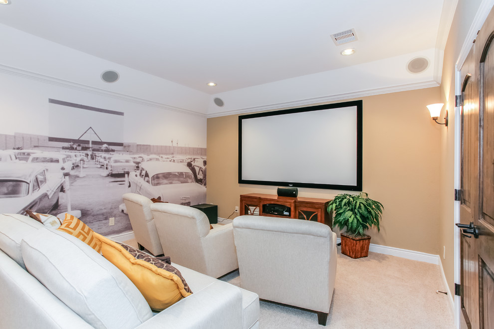 Austin, Texas Hawkes Landing Classic Villanova Media Room Home